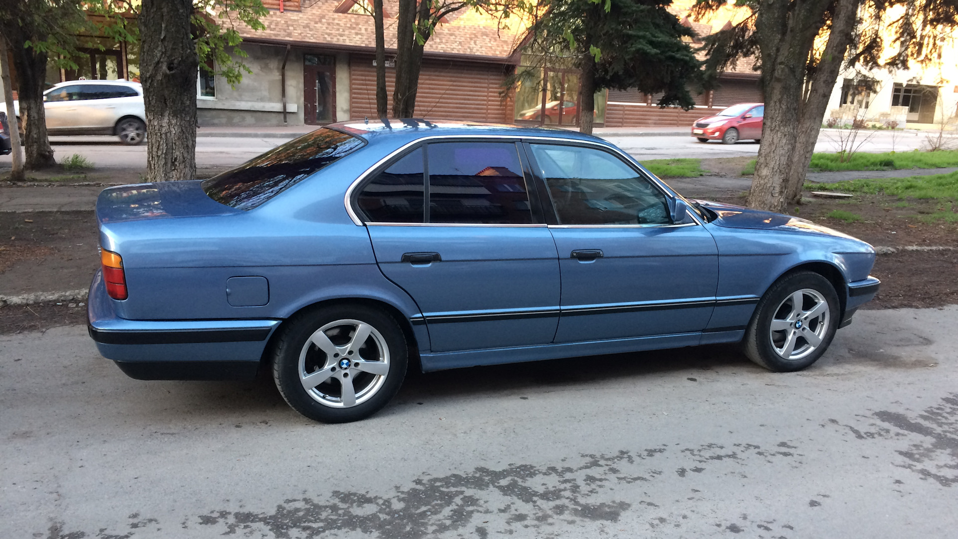 BMW 5 series (E34) 2.0 бензиновый 1990 | 2.0 m20 ЖмУрКи на DRIVE2