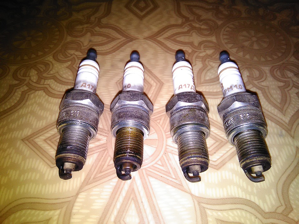 Ау17дврм высота свечи. Свеча зажигания с короткой юбкой. А14 свеча зажигания. Свечи газ 4216 евро 3. А17дв-10.