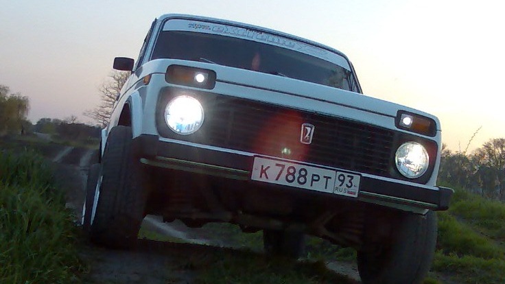 Lada 4x4 3D 1.6 бензиновый 1981 | заднеприводная)Кроссовер на DRIVE2