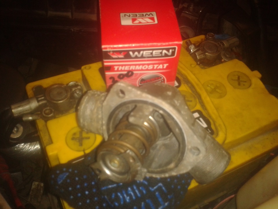 замена термостата и установка доп. помпы! — Lada 21124, 1,6 л, 2006 ...