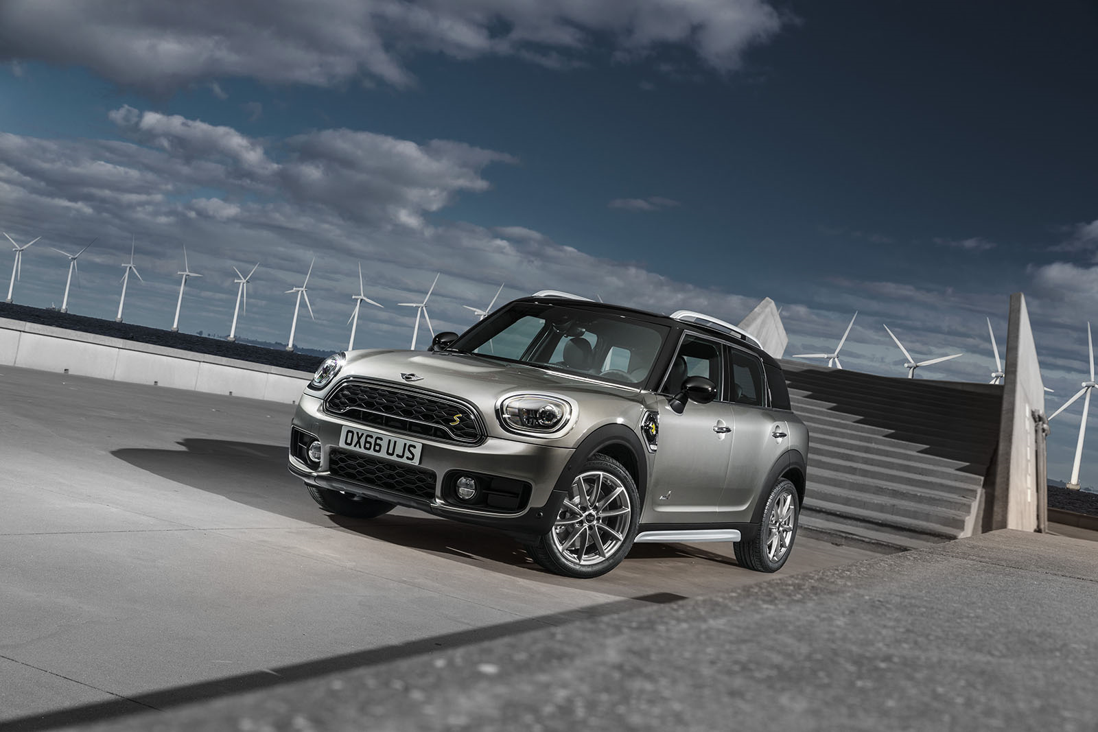 Мини стал. Mini Cooper Countryman s 2016. Мини Купер Кантримен s 2016. Countryman e6xdw6l2mo. Mini Countryman на больших колесах.