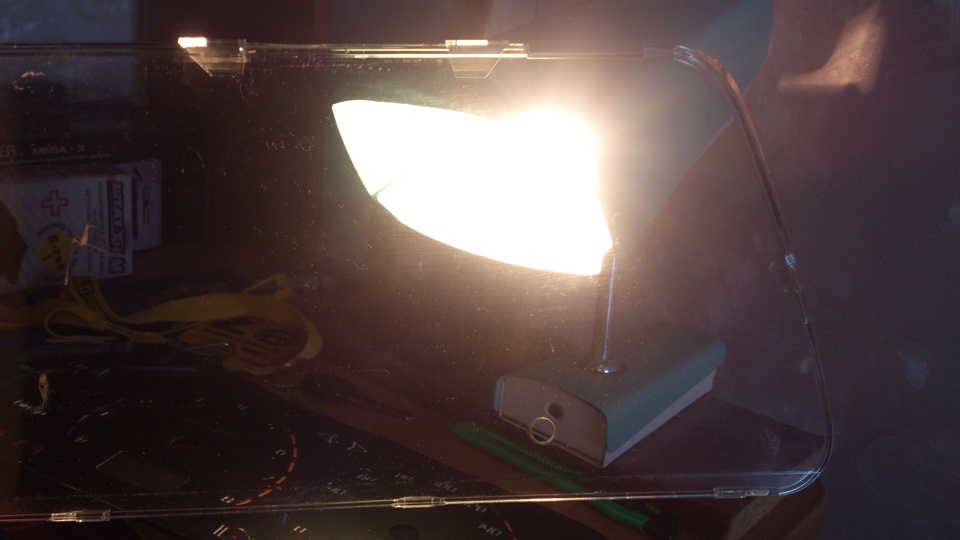 56. Полировка стекла приборной панели — Lada 2114, 1,5 л, 2004 года ...