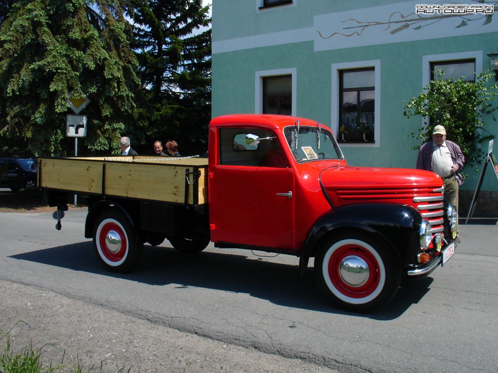 Пластиковое авто из гдр 7 букв сканворд. Грузовик ГДР Barkas. Грузовые автомобили ГДР. Тягачи ГДР. Автомобили ГДР марки.