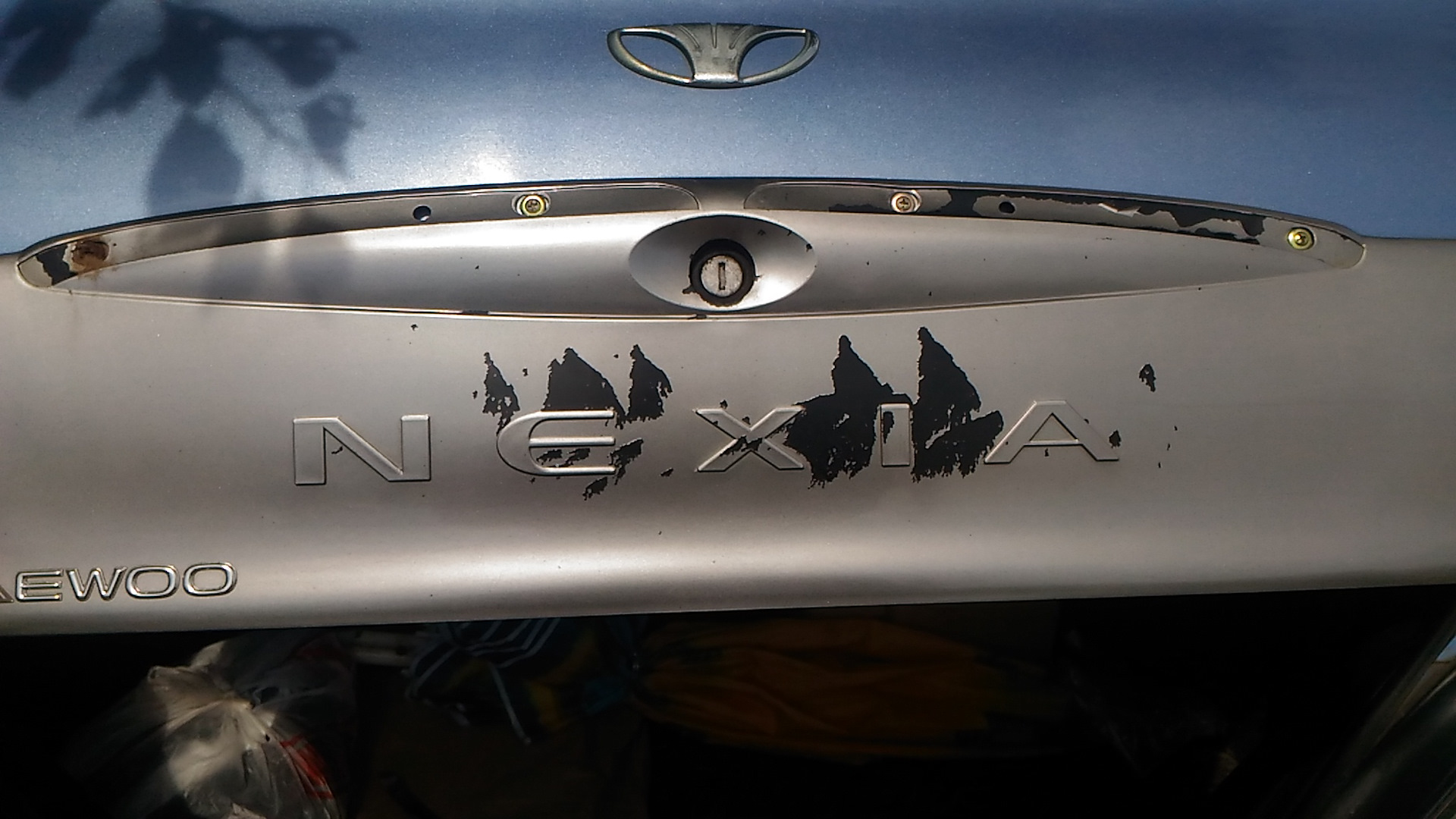 Надпись накладки — Daewoo Nexia, 1,5 л, 2007 года | стайлинг | DRIVE2