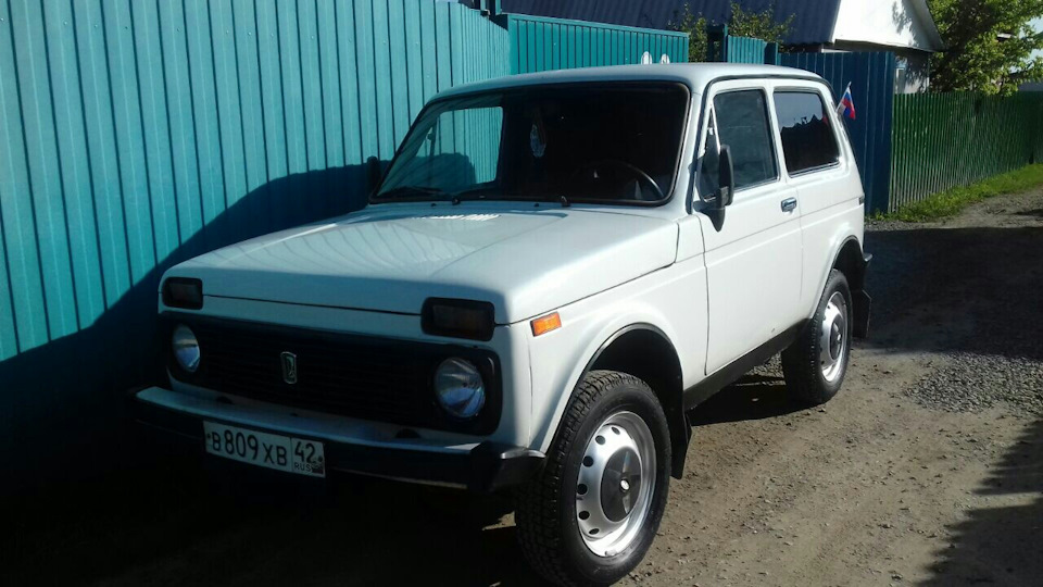 Купить б/у Lada (ВАЗ) 2121 (4x4) I Рестайлинг 1.7 MT (83 л.с.) 4WD бензин механи