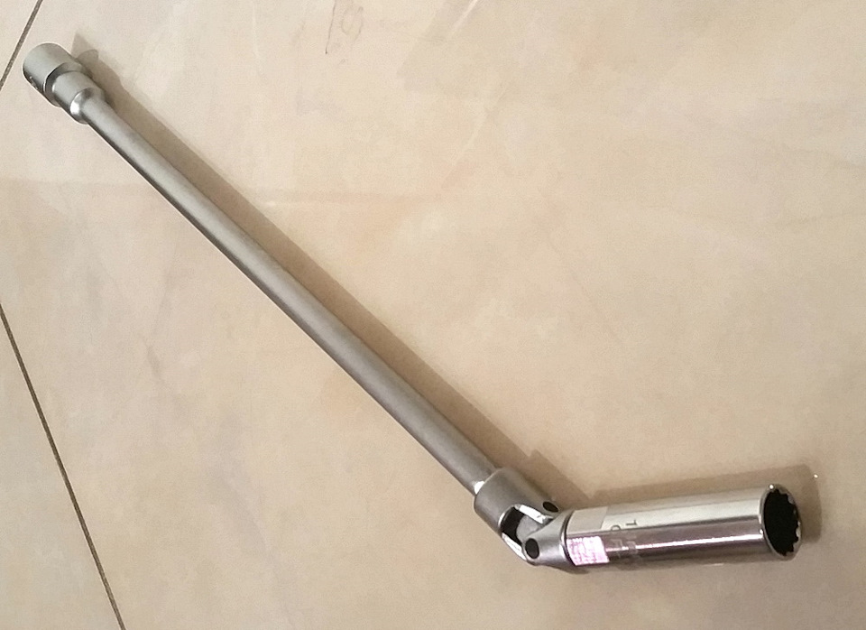 Свечной ключ для BMW — BMW 5 series (F10)