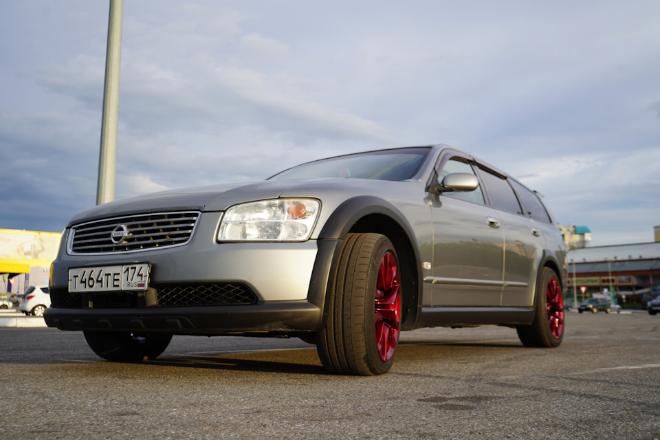 Nissan stagea фото