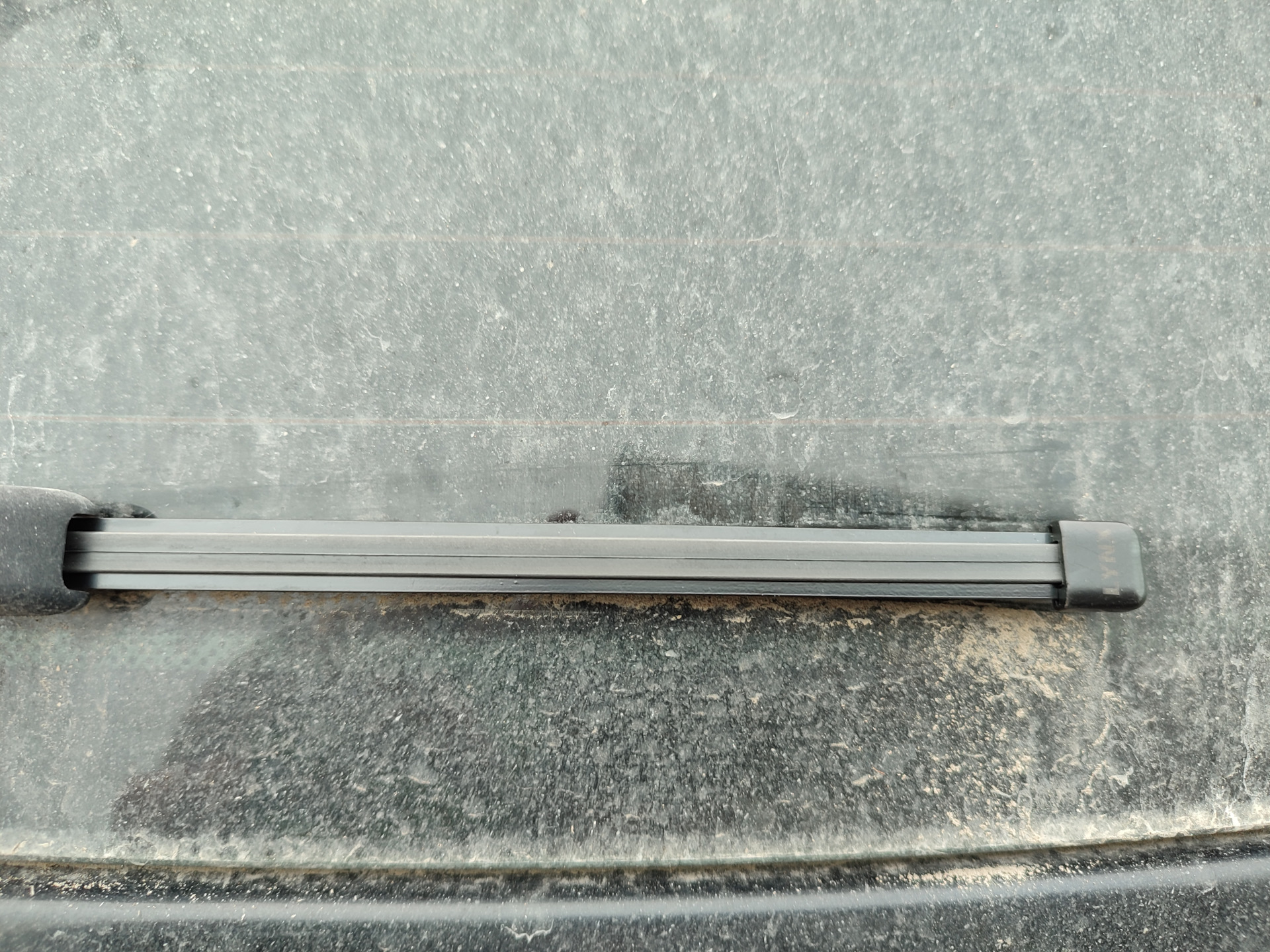 Замена щетки заднего дворника BMW X5 E70 3.0d — BMW X5 (E70), 3 л, 2010 ...