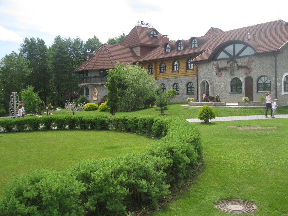 Гродно дома коробчицы. Коробчицы Беларусь. Коробчицы. Коробчицы ресторан. Коробчицы Беларусь фото лето.