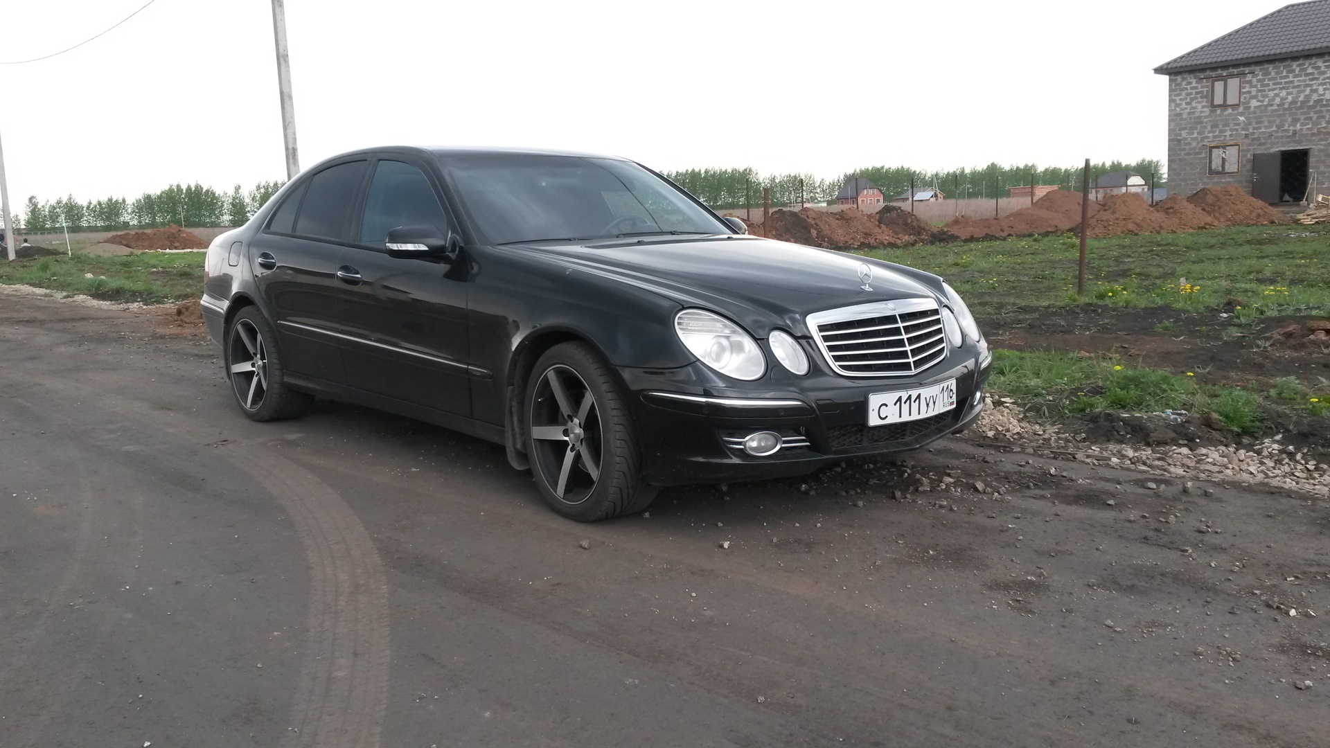 Mercedes-Benz E-class (W211) 3.0 бензиновый 2007 | 231 лошадь на подковах  на DRIVE2