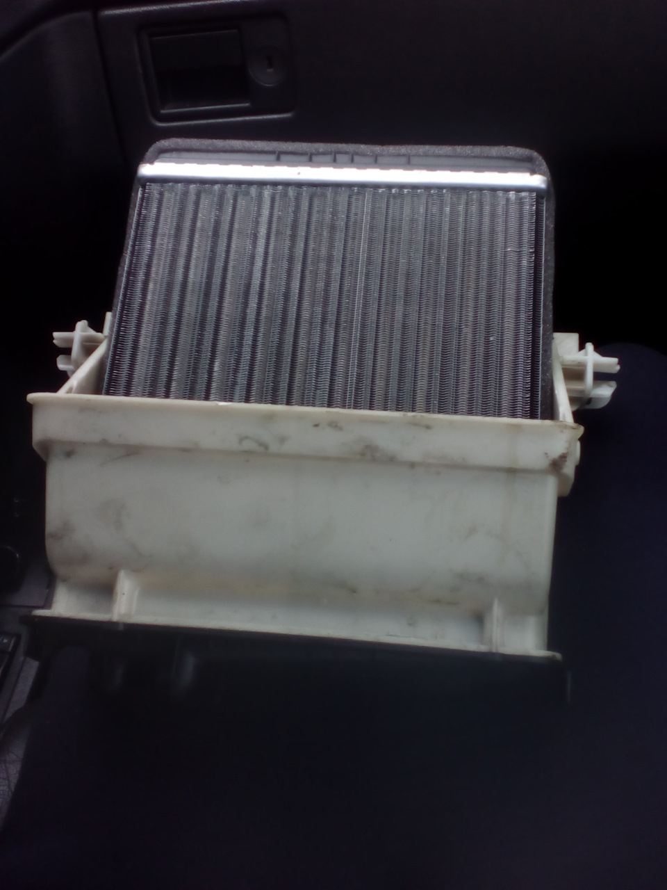 Проблема с креплениями испарителя - Volvo 850, 2,5 л, 1997 года своими руками DR