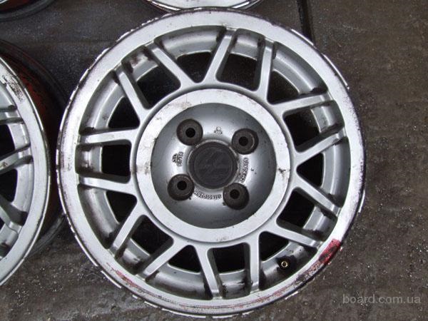 Б 3 4 б 14. Диски r15 4x100 6j VW Passat b3. Диски на VW Passat b3 14/4/100. Диски литые Фольксваген 4 100. Диски литые r15 4x100 Пассат б3 g60.