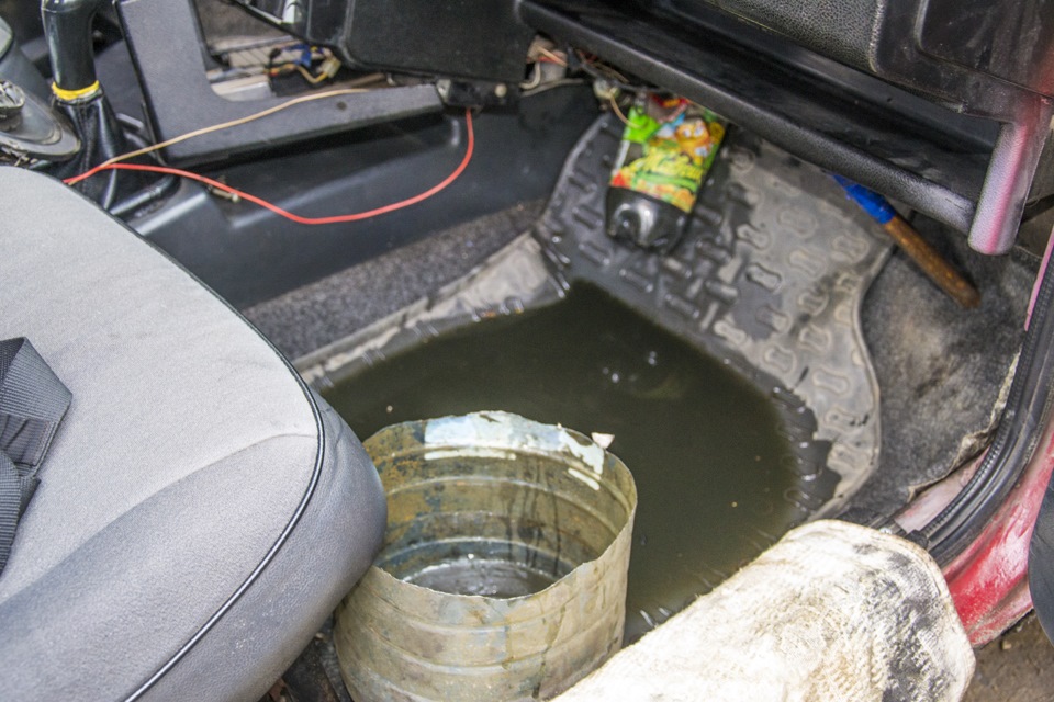 Потек радиатор печки. — Lada 21083, 1,5 л, 1992 года | поломка | DRIVE2