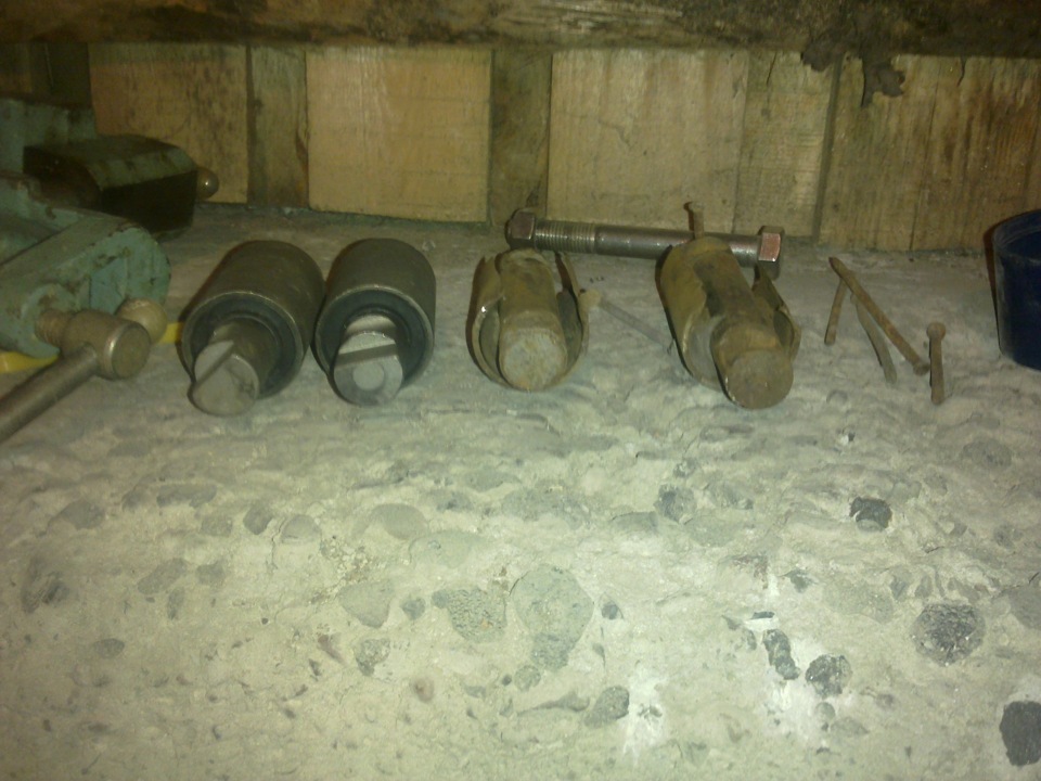 Замена сайлентблоков рессор и втулок стабов — Volvo F6 f611 TD60C, 5,5 ...