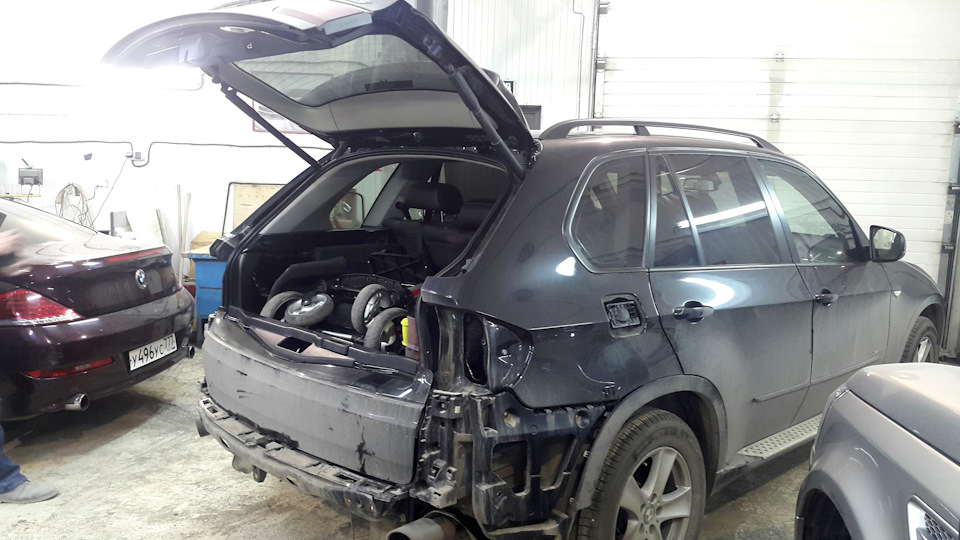 Поменял задний бампер. — BMW X5 (E70), 3,5 л, 2011 года | визит на ...
