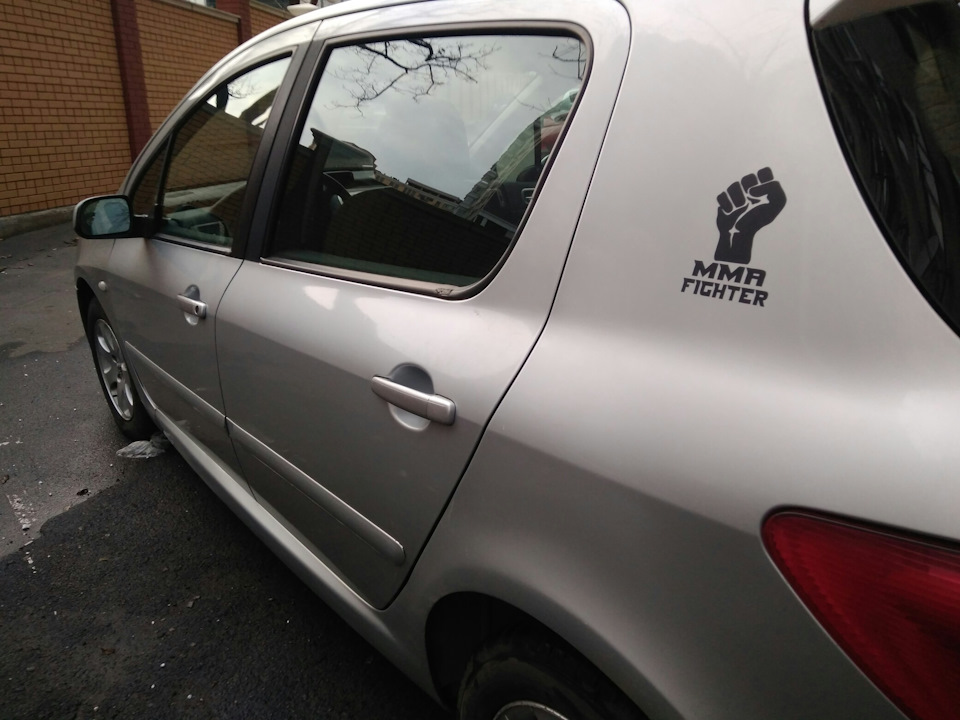 Some decals — Peugeot 307, 2 л, 2002 года | просто так | DRIVE2
