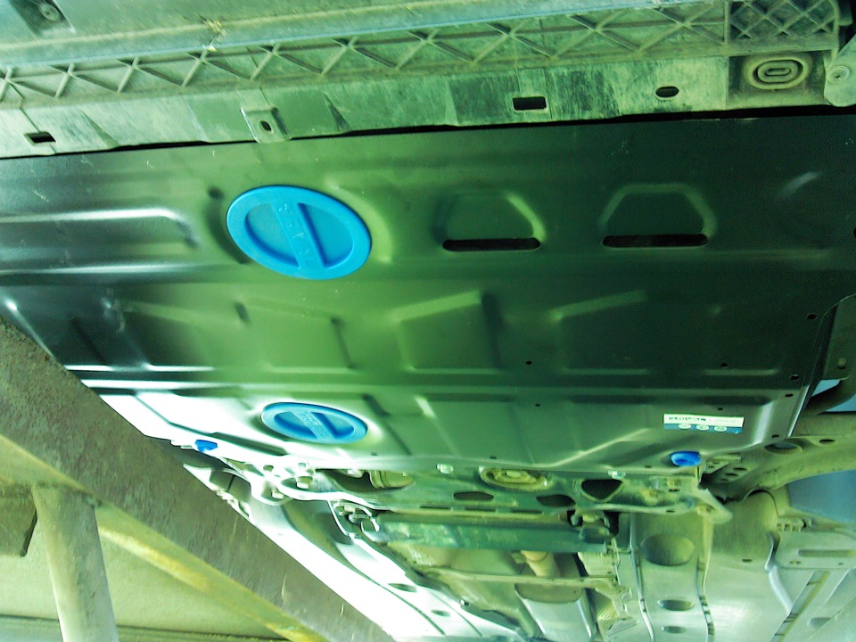 Шумка под капот и новая защита под двигатель. — Skoda Octavia A7 Mk3, 1 ...