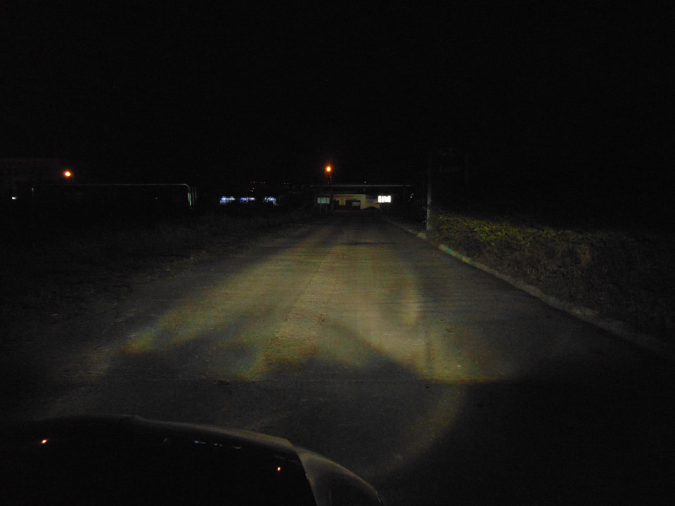 дальний ксенон — Skoda Rapid (1G)