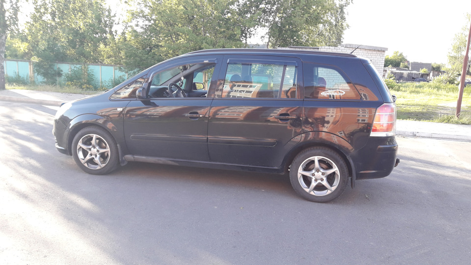 Фото в бортжурнале Opel Zafira B