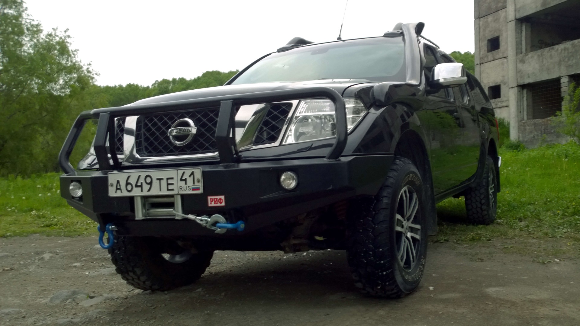 Nissan Navara (2G) 2.5 дизельный 2010 | 