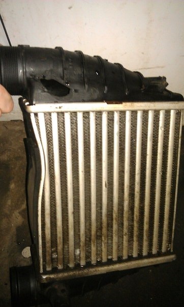 Интеркулер — Audi A4 (B7), 2 л, 2006 года | поломка | DRIVE2