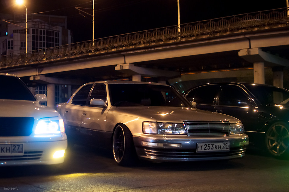 Фото в бортжурнале Toyota Crown Wagon (S130)