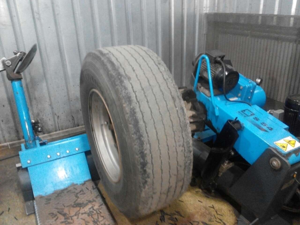 НАРЕЗКА И ПЕРЕСТАНОВКА ШИН — Magnum DXI Магнум, 1,3 л, 2008 года | шины ...