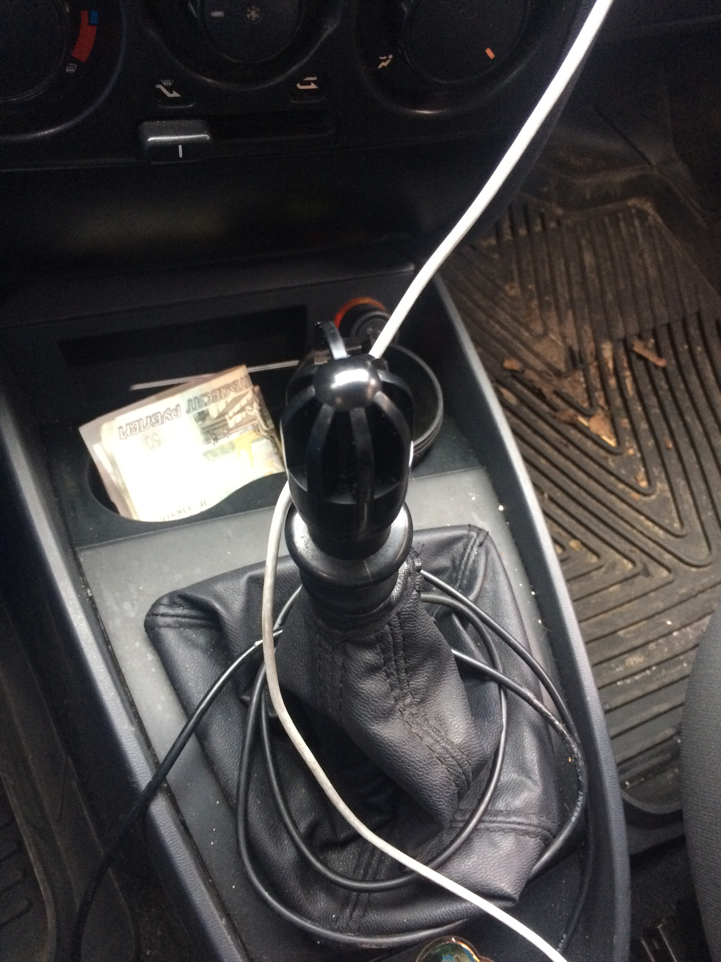 Ручка КПП - FIAT Albea, 1,4 л, 2007 года аксессуары DRIVE2