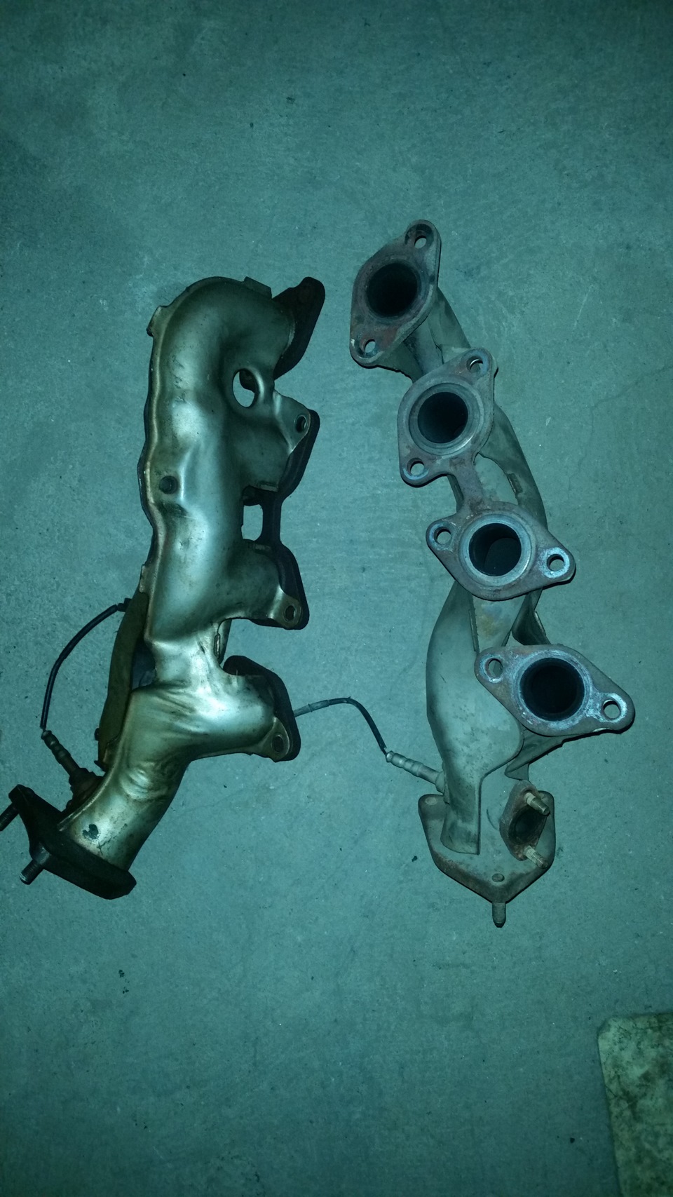 Впускной коллектор 4а фе. 5a fe впускной коллектор. Выпускной коллектор 1zz-fe. Выпускной коллектор 1g fe кастом. Выпускной коллектор 3s ge.