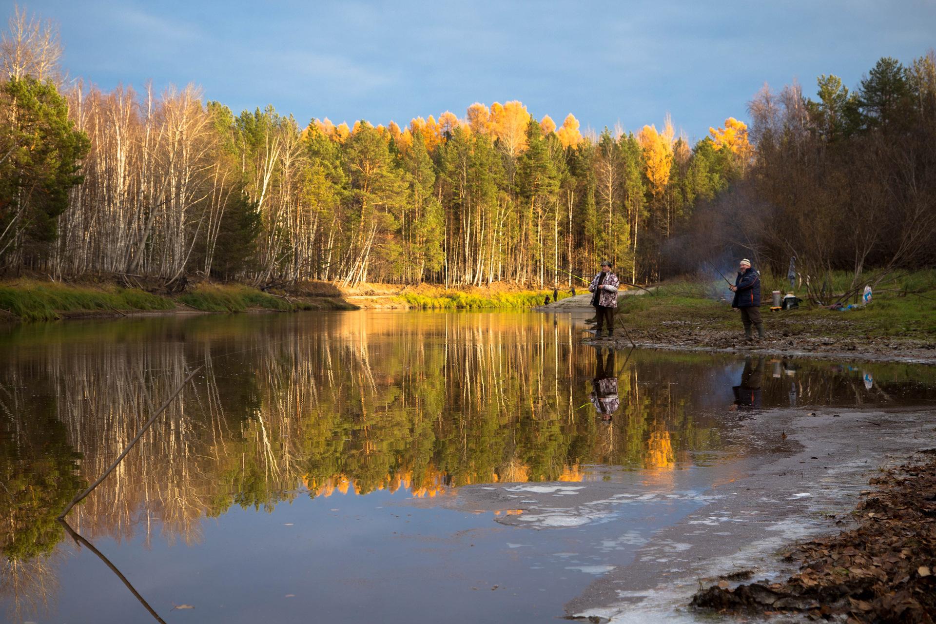 Чего ждать рыбакам в сентябре? Что и где ловить ранней осенью?