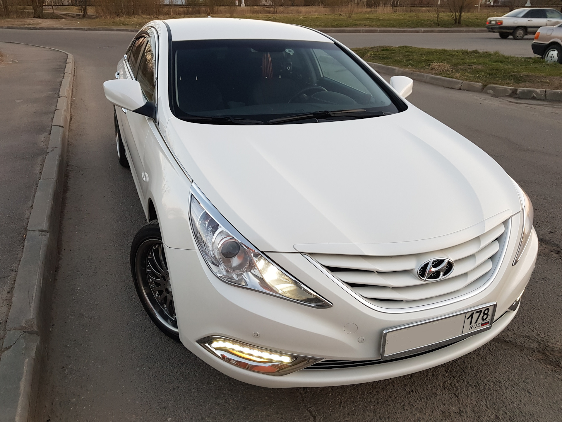 Hyundai sonata 2.0 л