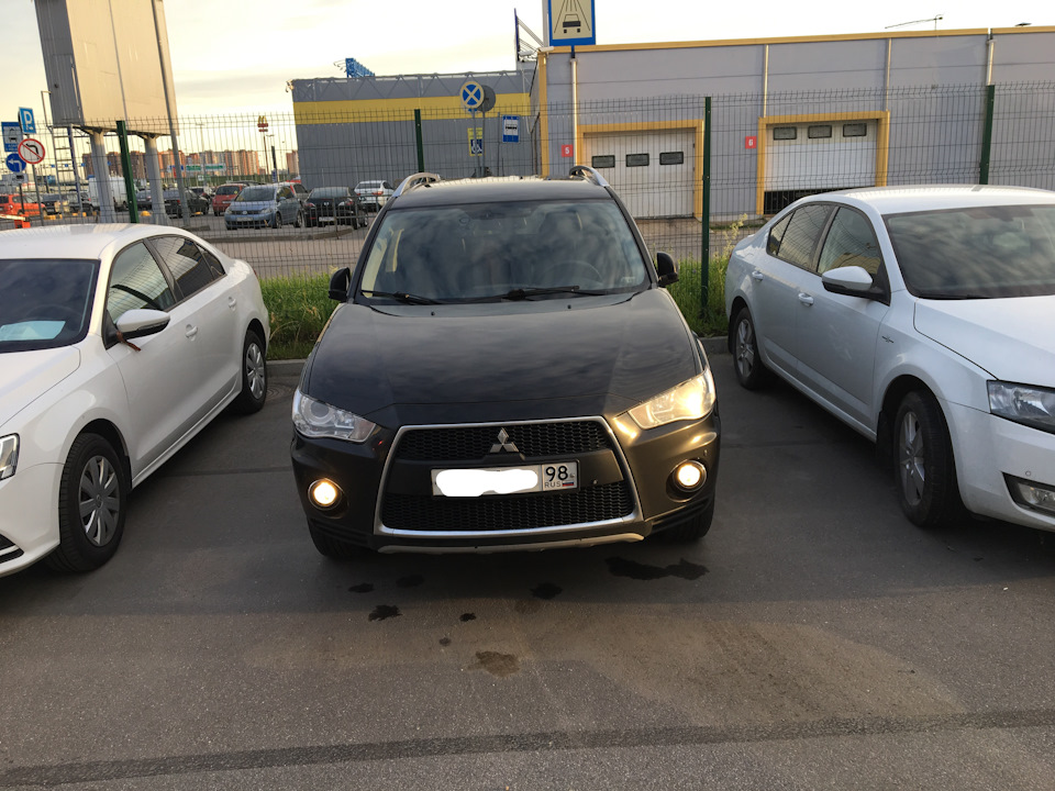 ПТФ в роли ДХО — Mitsubishi Outlander XL, 2,4 л, 2010 года ...
