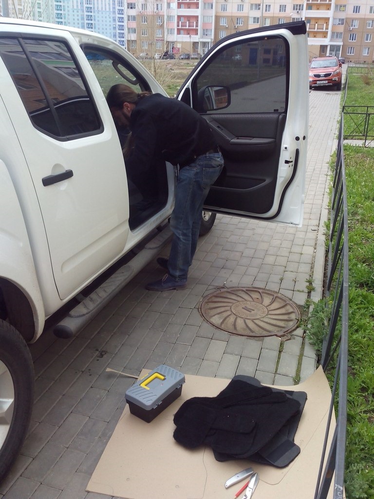 Эксклюзивные коврики для Навары — Nissan Navara (2G), 2,5 л, 2013 года ...