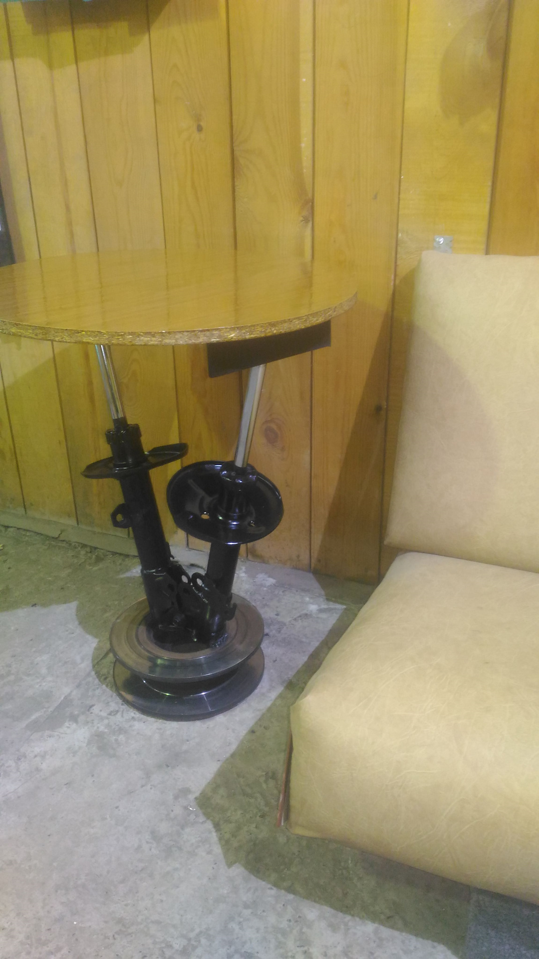 Журнальный столик в гараж — DRIVE2