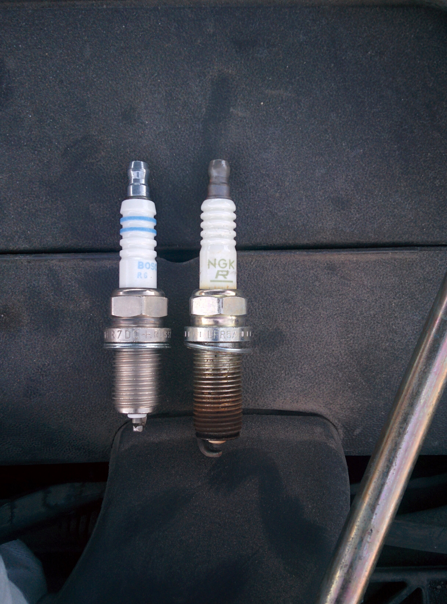 Renault 224012331r. какие свечи на флюенс. Renault 19 1. свеча зажигания дастер 1. 6 106 л.