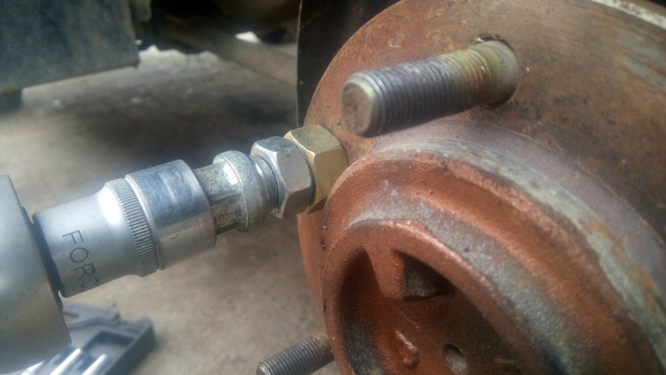 Фото в бортжурнале Nissan Patrol GR II (Y61)