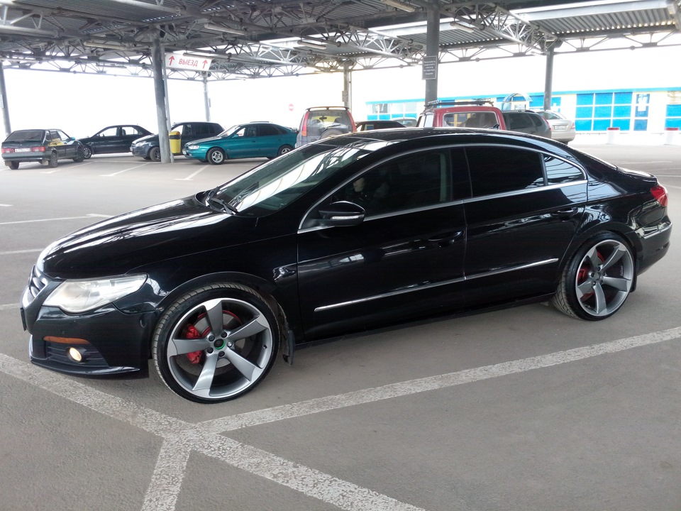 Пассат на 18 дисках фото Встречайте, на Passat CC: Audi "Rotor" R20 ET26 - Volkswagen Passat CC, 2 л, 200