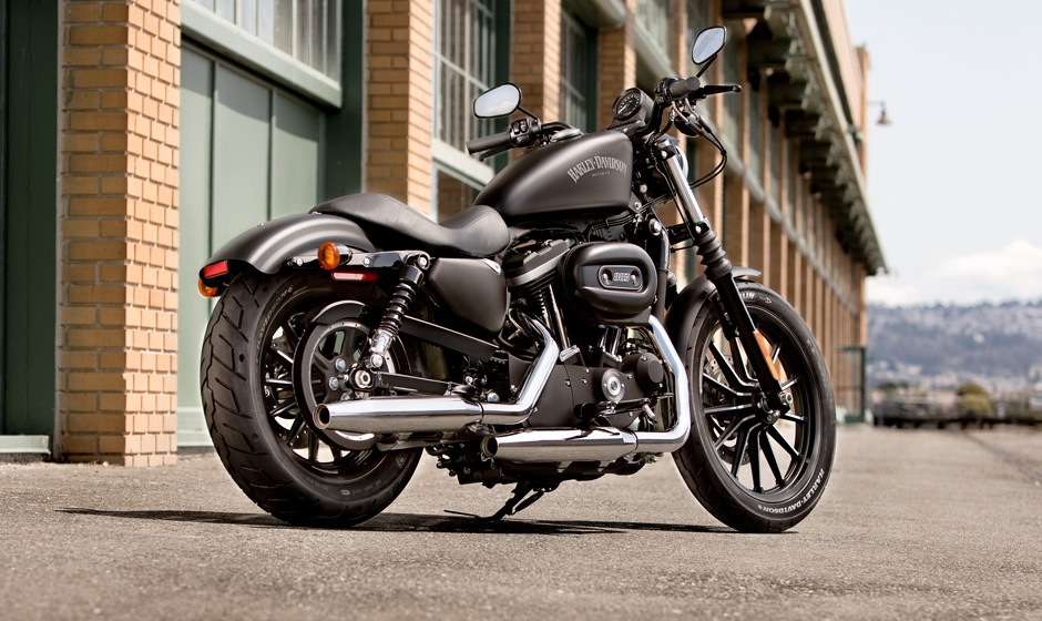 Harley Davidson Sportster 883 Black