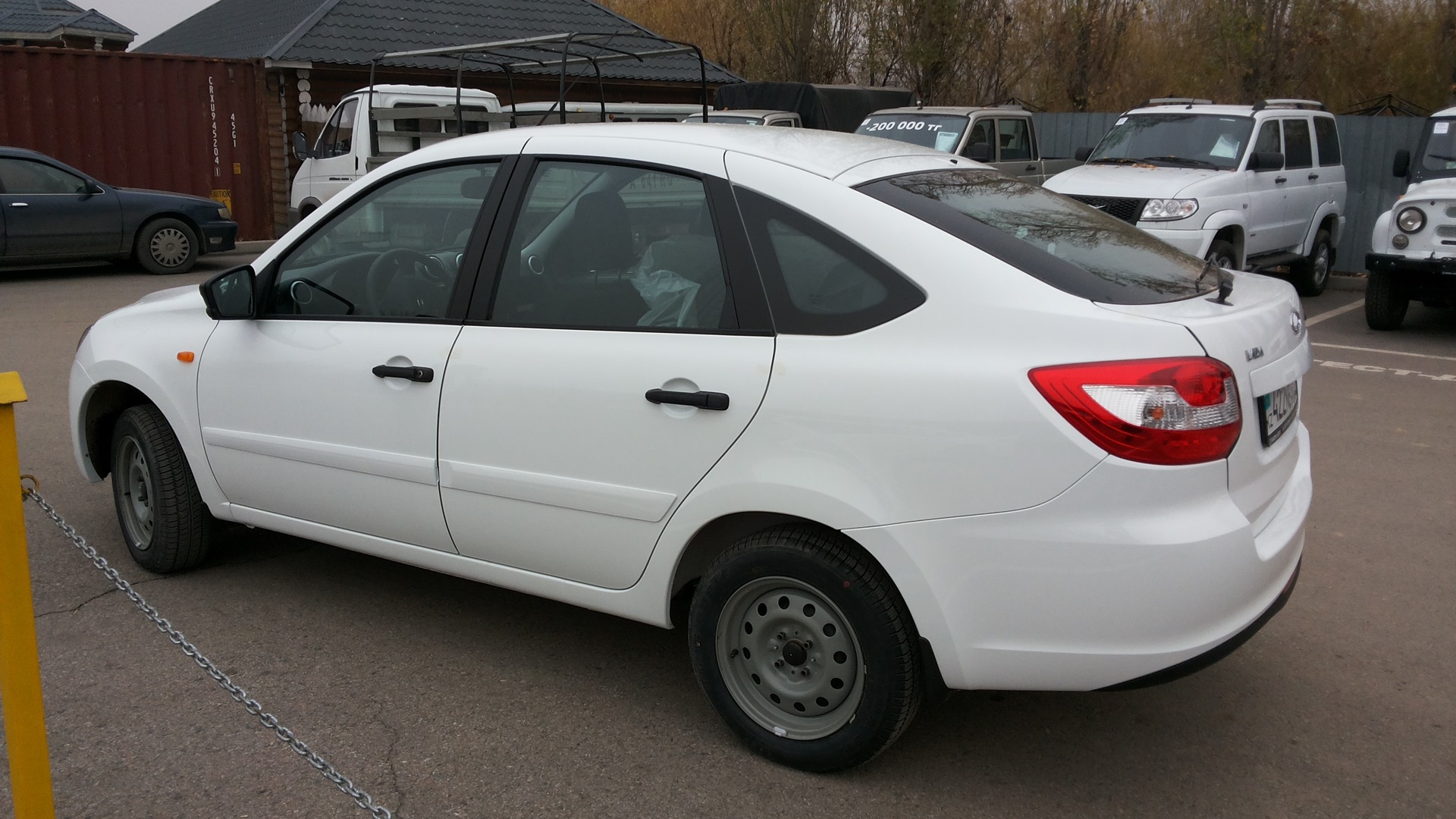 Lada Гранта лифтбек 1.6 бензиновый 2014 | Liftback from Almaty на DRIVE2