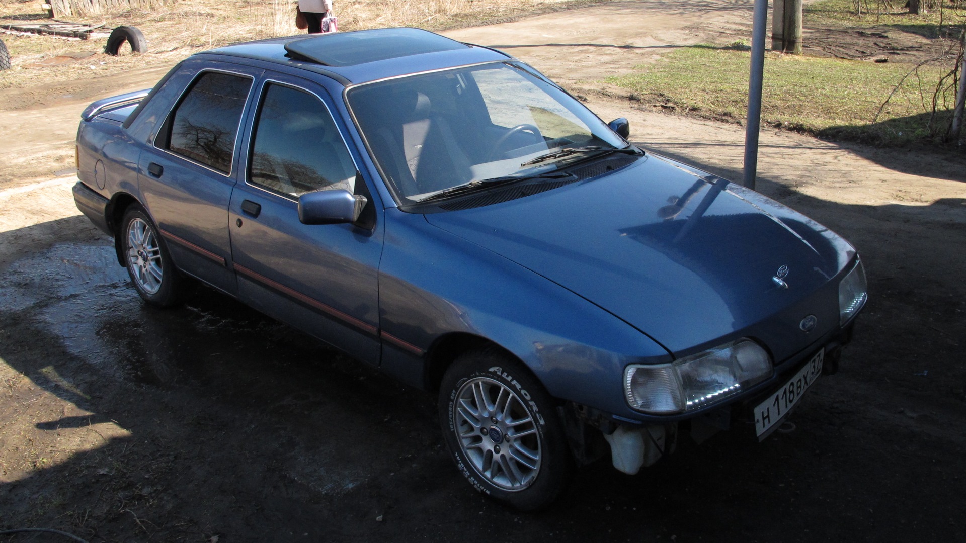 Ford Sierra 2.0 бензиновый 1988 | 2.0 GL СиНькА на DRIVE2