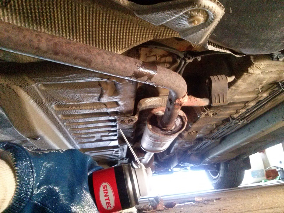 Дыра в глушителе… Такой "пердёж" достанет кого угодно… — Dacia Logan ...