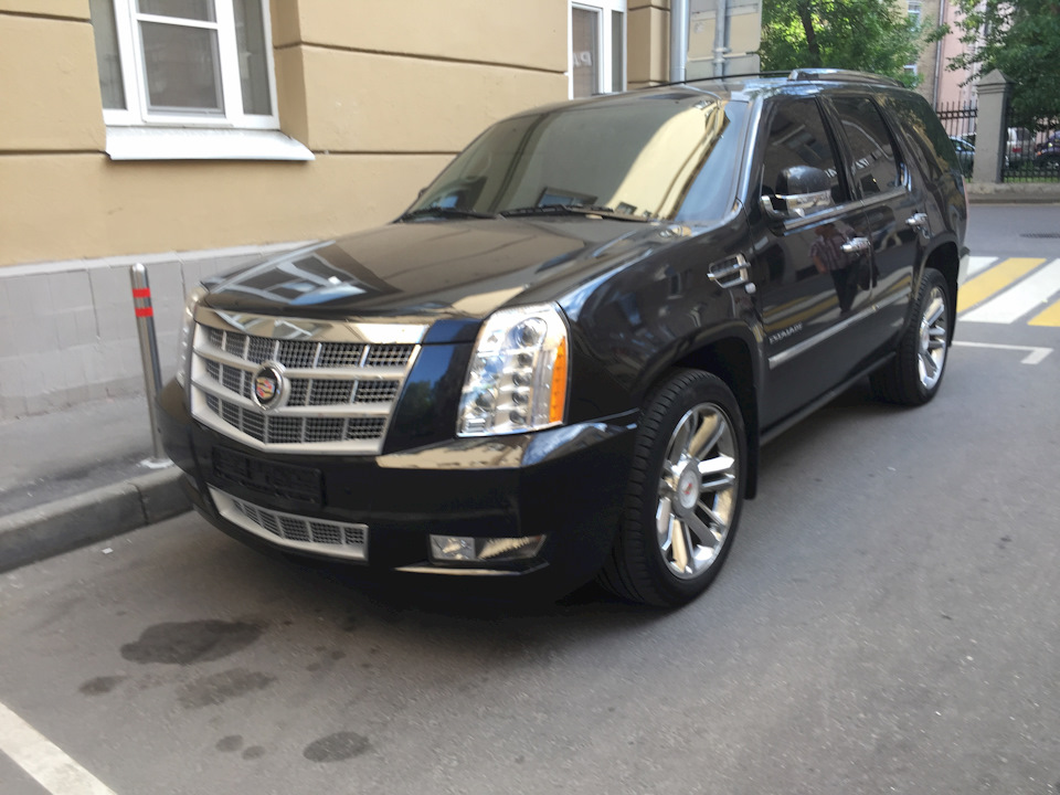 Cadillac escalade третьего поколения минусы