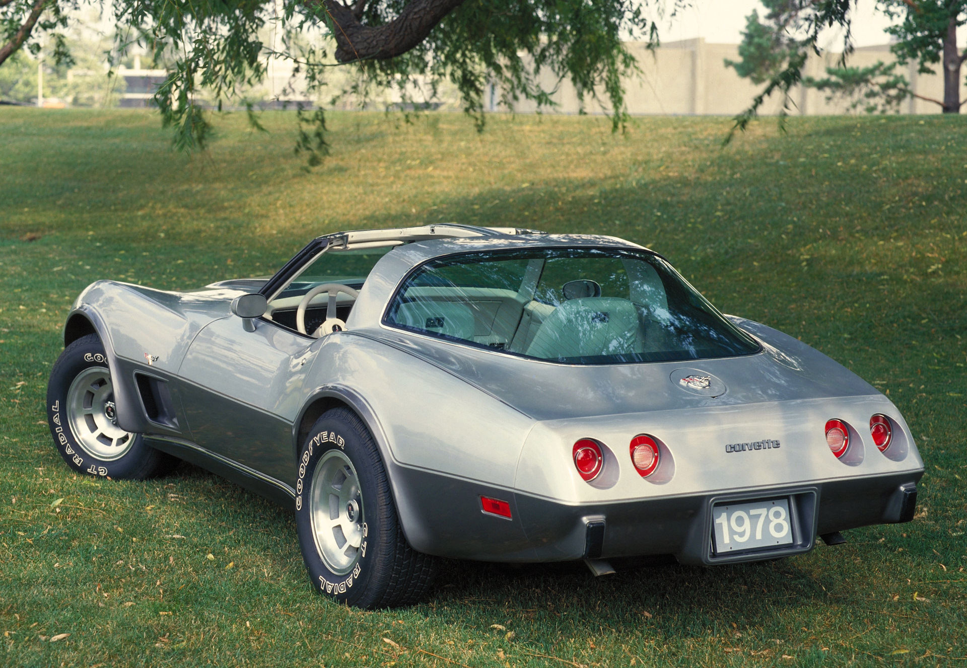 Chevrolet Corvette 1975