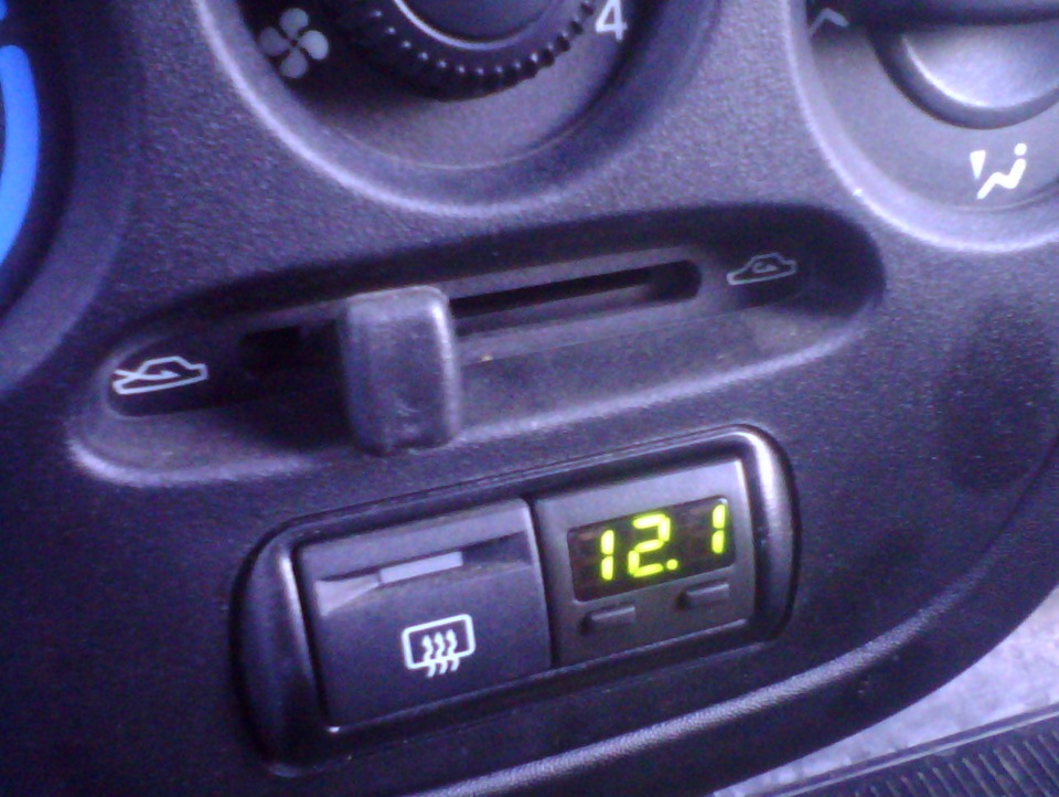 Бортовой компьютер ваз штат х1. Дисплей на бк штат х1. Бортовой компьютер штат х33 ваз 2110. Бортовой компьютер х1 2114. Бортовой компьютер штат х1 универсал.