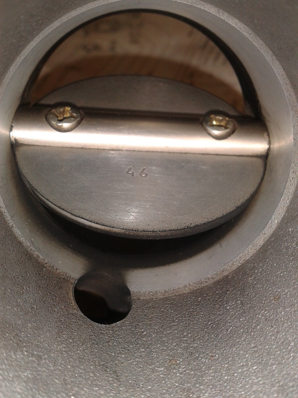 Плавают обороты на ХХ. Часть 1 (Чистка дроссельной заслонки) — Lada ...