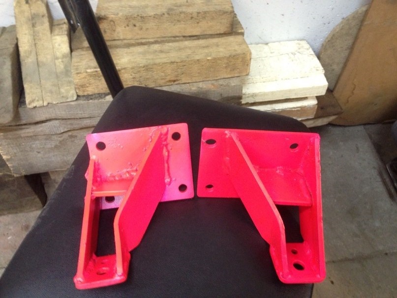 Опора двигателя е36. Кастомные опоры. Спортивные опоры двигателя ваз 2107. Кастомные опоры. Лифт двигателя ока.