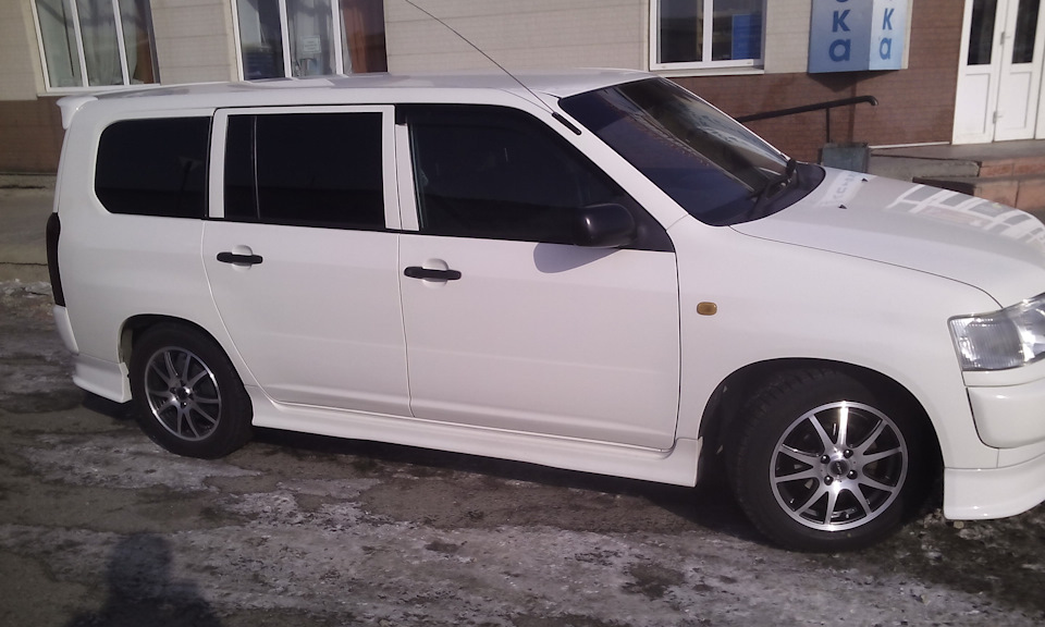Пробокс в обвесе или прощай брызговики — Toyota Probox, 1,5 л, 2011 ...