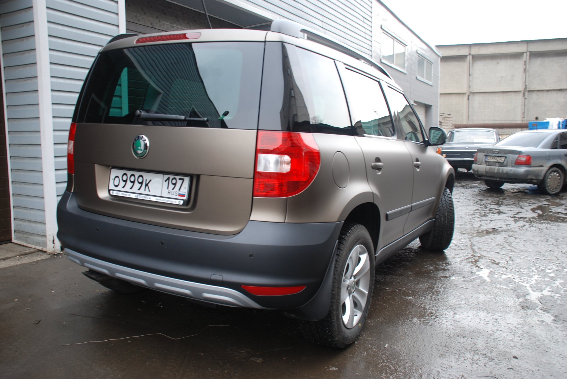 Етти 2. Yeti 2.0 TDI. Шкода Йети 2.0 бенз. Skoda Yeti 2.0 TDI 1 поколение. Шкода Йети госномер: к201тс190.