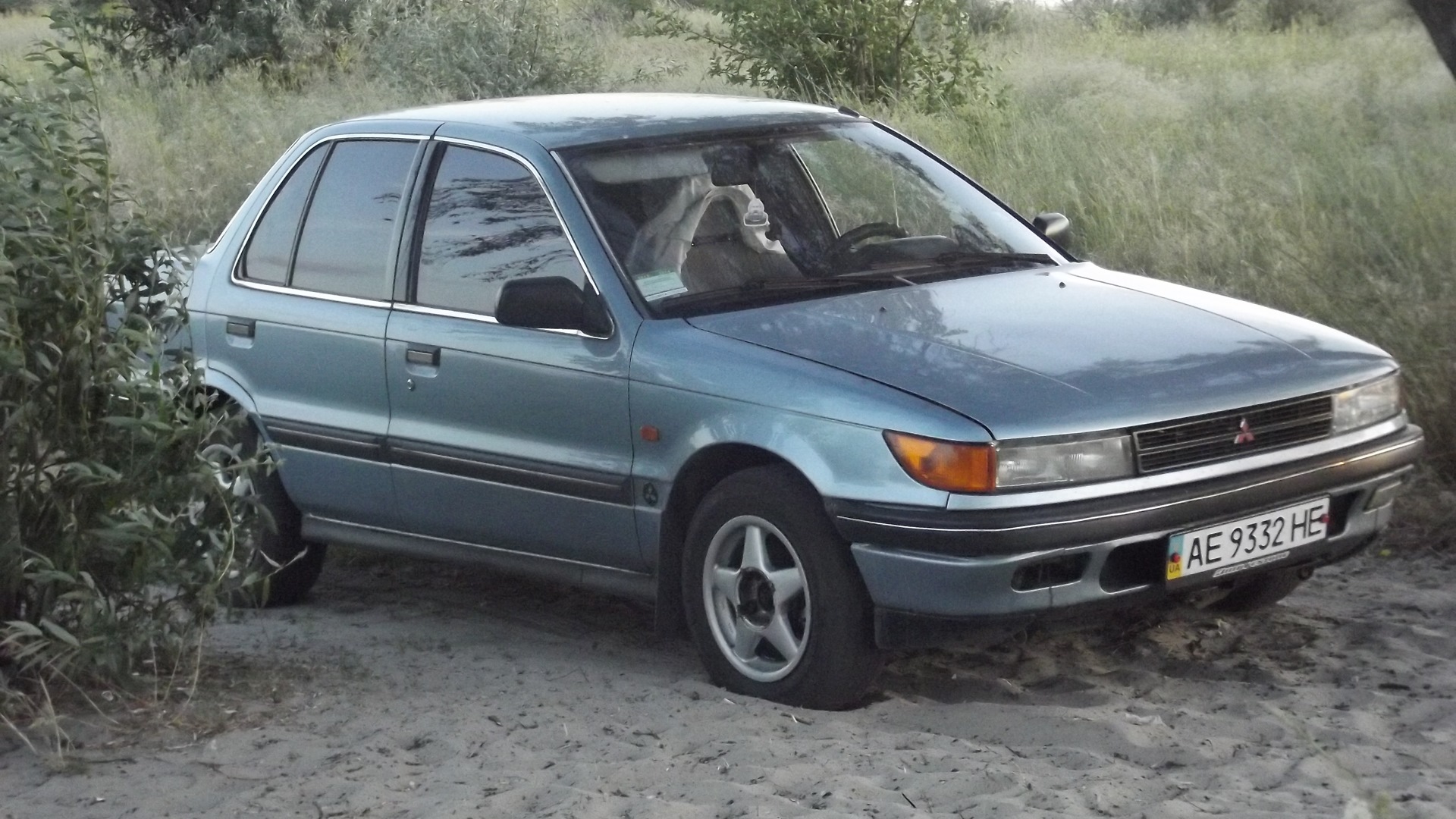 Мицубиси лансер 4. Митсубиси Лансер 4. Mitsubishi Lancer 4 поколение. Mitsubishi Lancer 4 1989. Мицубиси Лансер 1990 1.5.