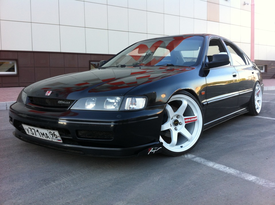 Хонда аккорд 5. Honda Accord 1994 Tuning. Honda Accord 5 cc7 обвес. Honda Accord 5 обвес. Honda Accord cd5 cc7.